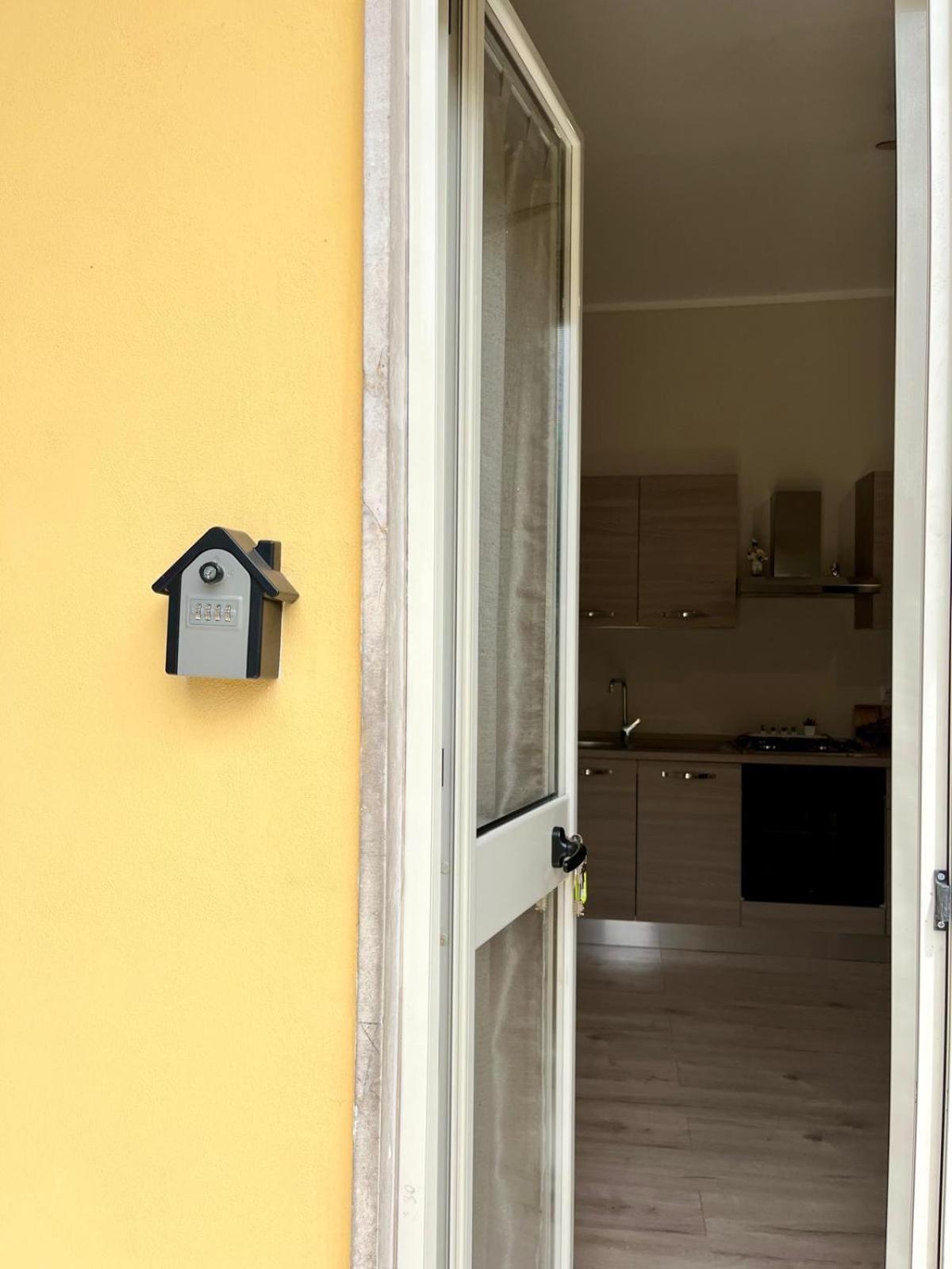 La Casa Di Rosa Hotell Castellammare di Stabia Exteriör bild